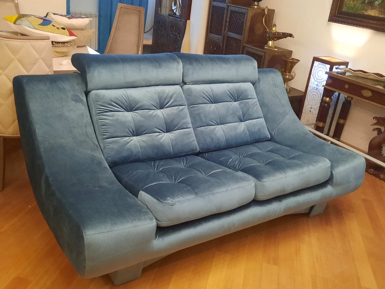 Обивка дивана на дому. Спортивная